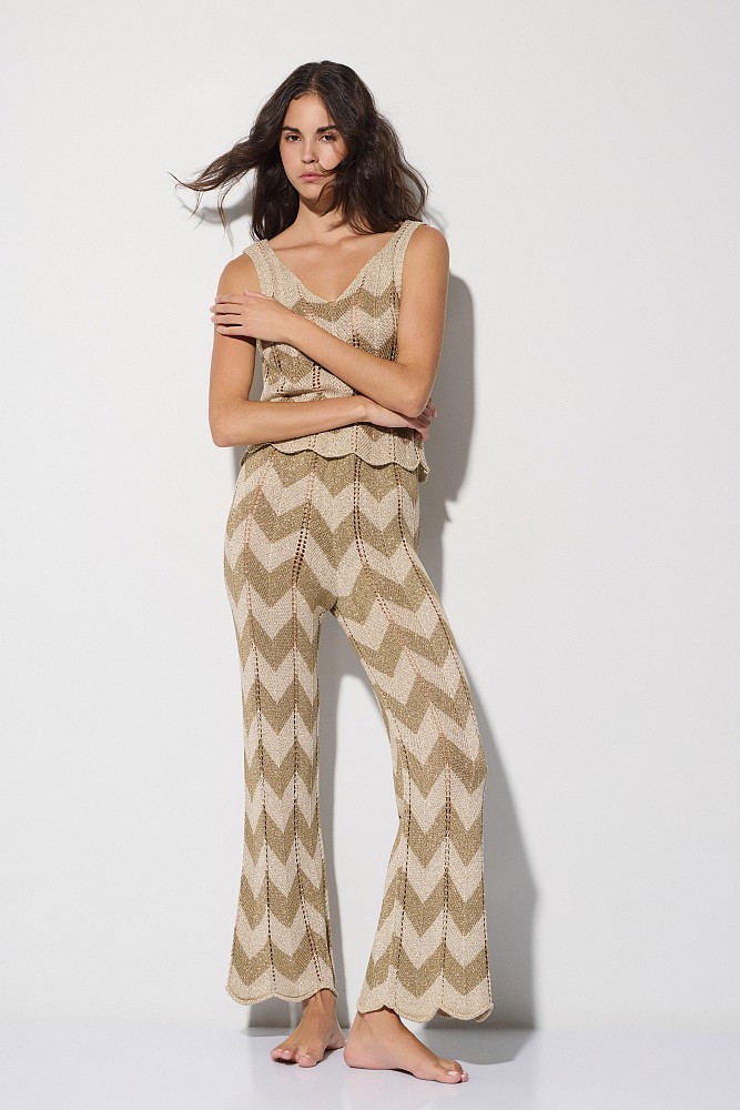 Pantalones tejidos de lúrex con estampado en zigzag