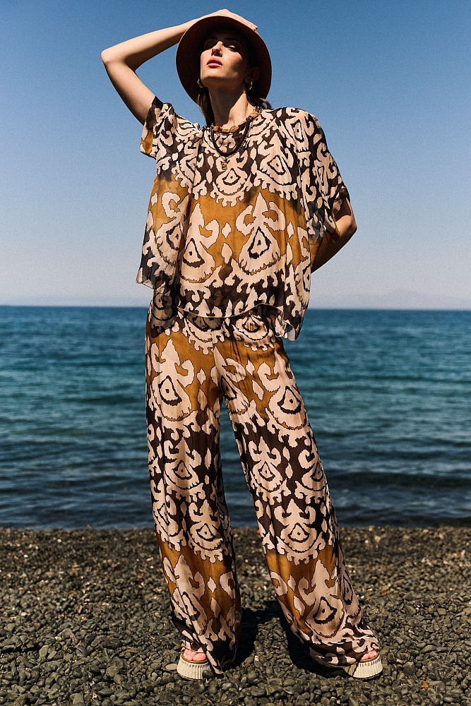Printed high-waisted trousers