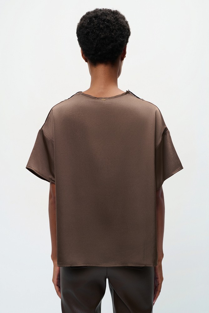 Shortsleeve blouse with lace