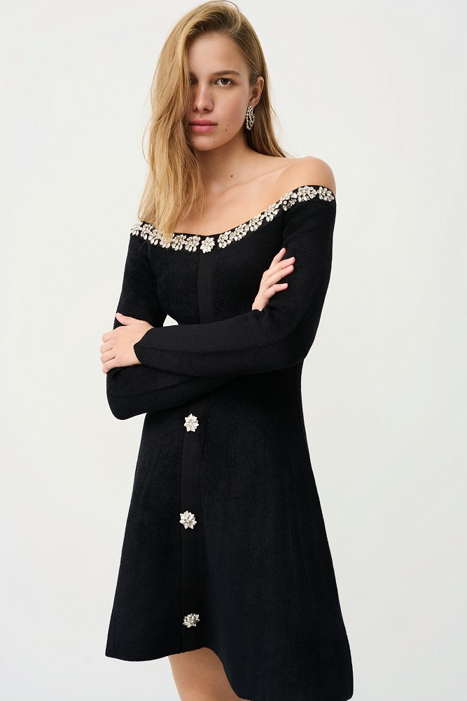 Off-shoulders mini dress with embellished stones and crystals