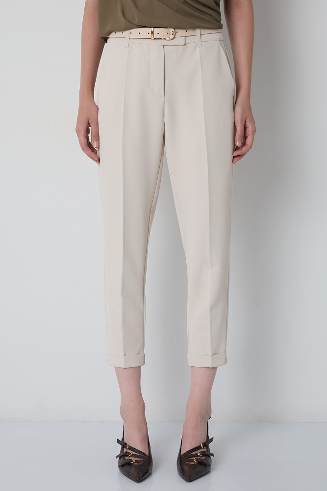 Pantaloni crop stil țigaretă