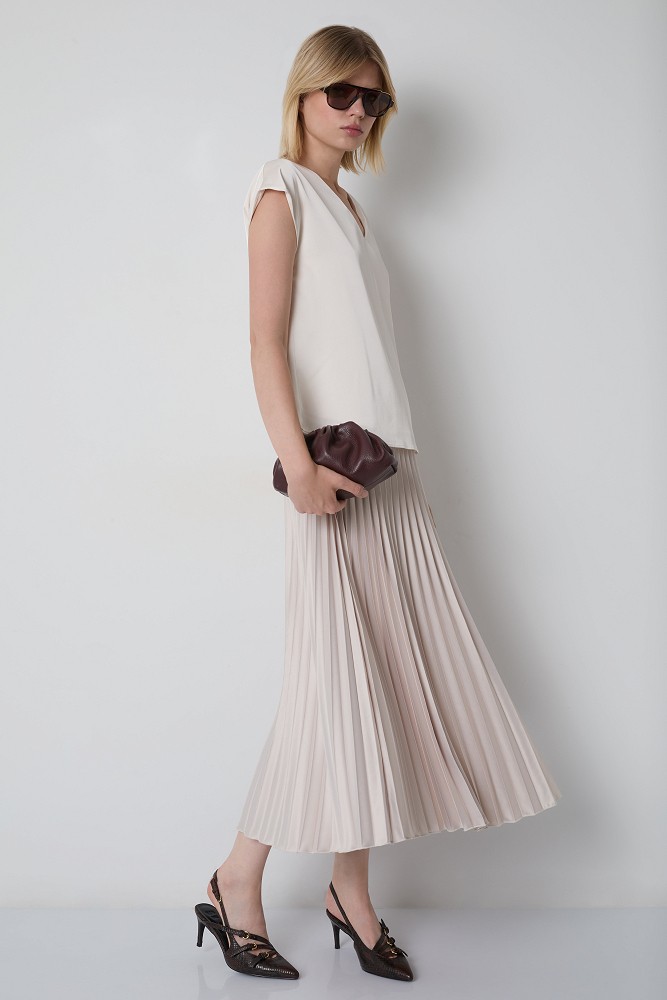 Midi pleated skirt