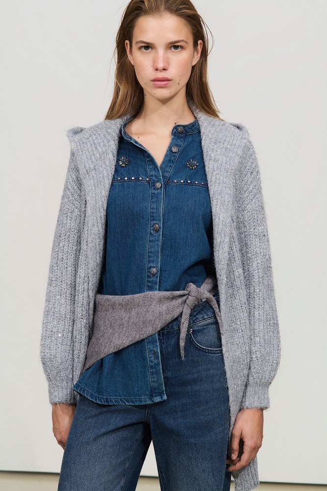 Cardigan din tricot cu paiete
