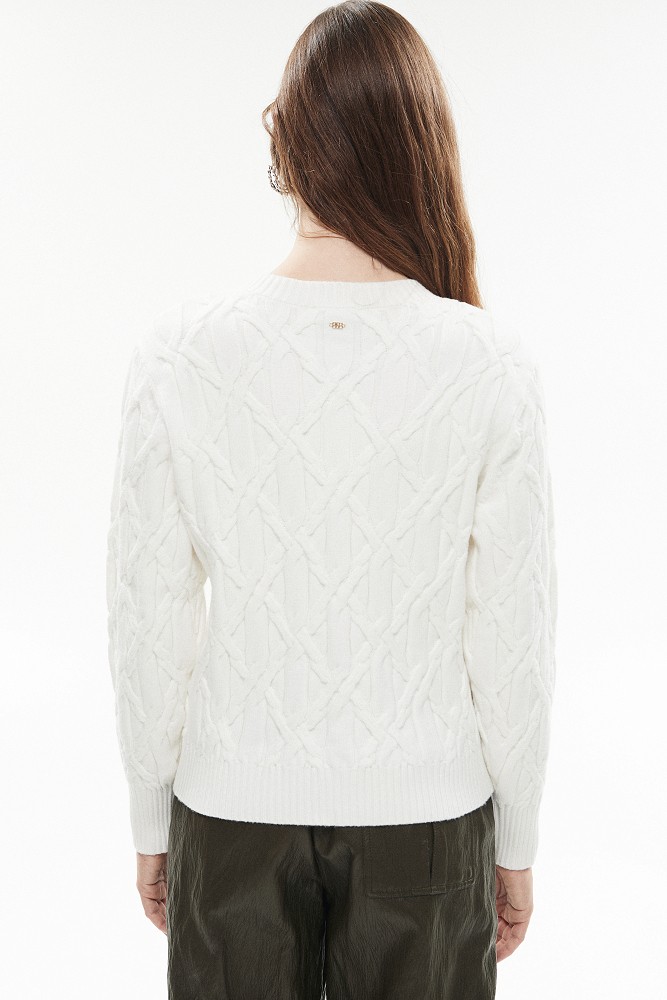 Knitted sweater with textured pattern and rhinestones