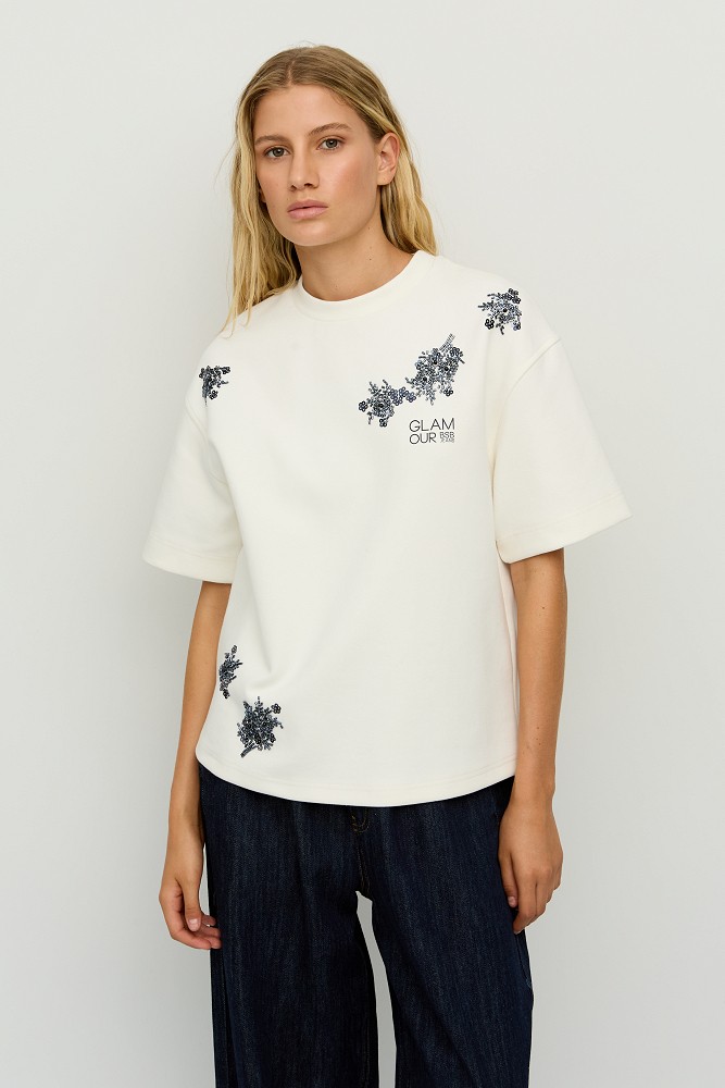T-shirt με διακοσμητικές χάντρες
