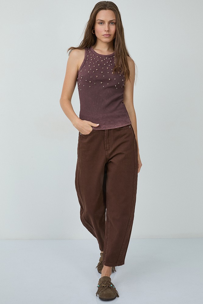 Αμάνικο rib τοπ με στρας