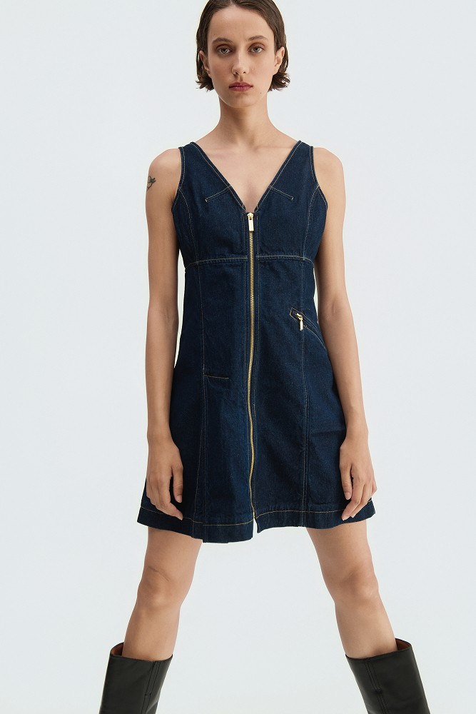 Rochie scurtă din denim