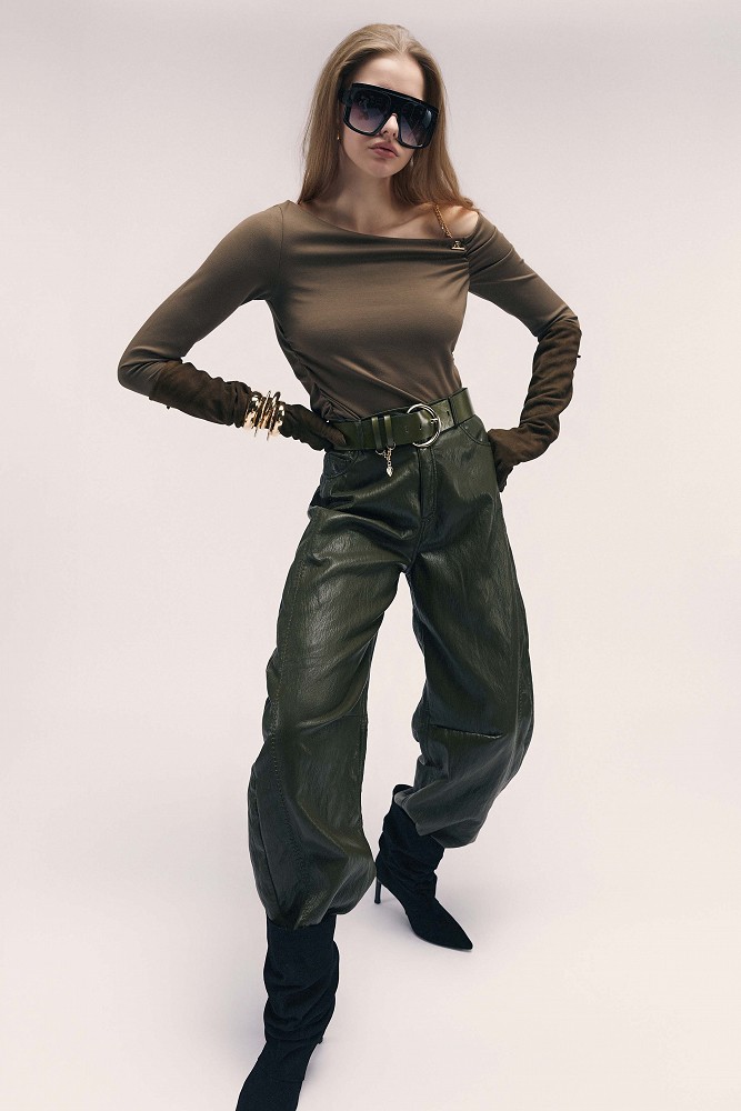 Leather-look barrel-leg trousers
