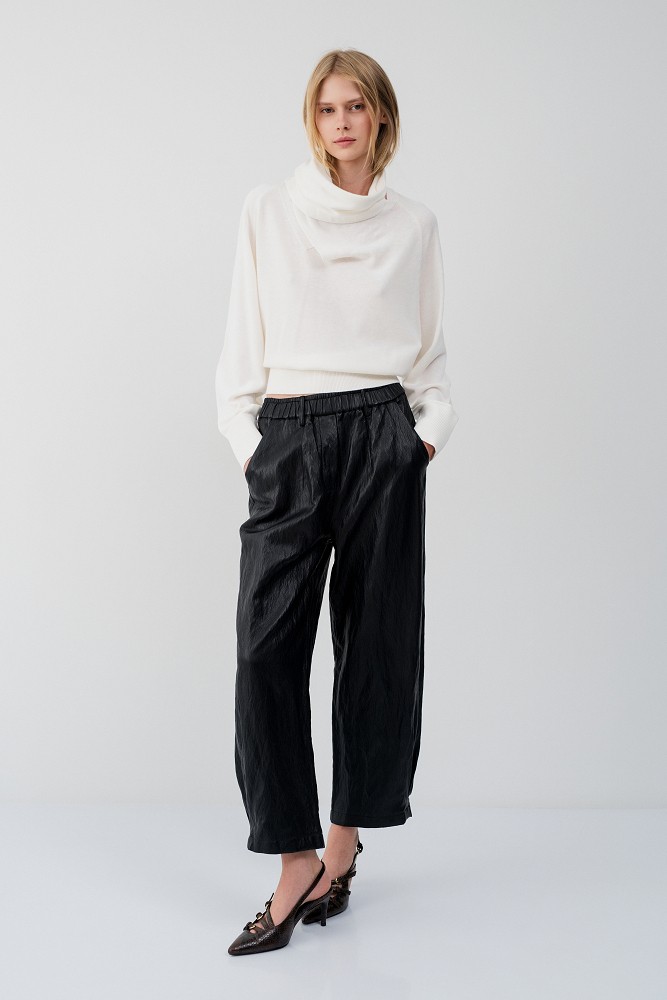 Pantaloni Joy barrel cu aspect de piele