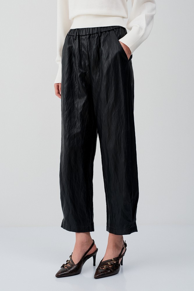 Pantaloni Joy barrel cu aspect de piele