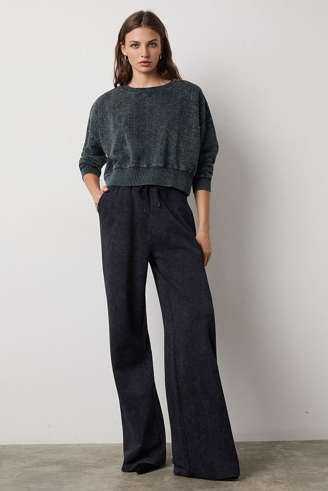 Sweatpants with rhinestone embellishments