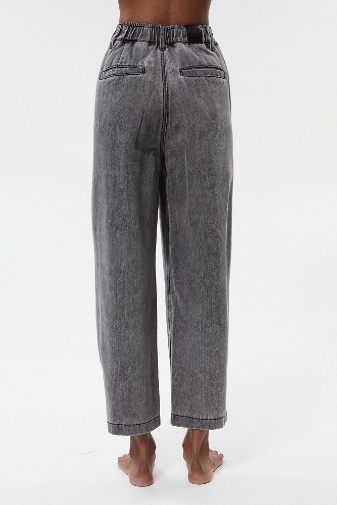 Joy barrel jeans