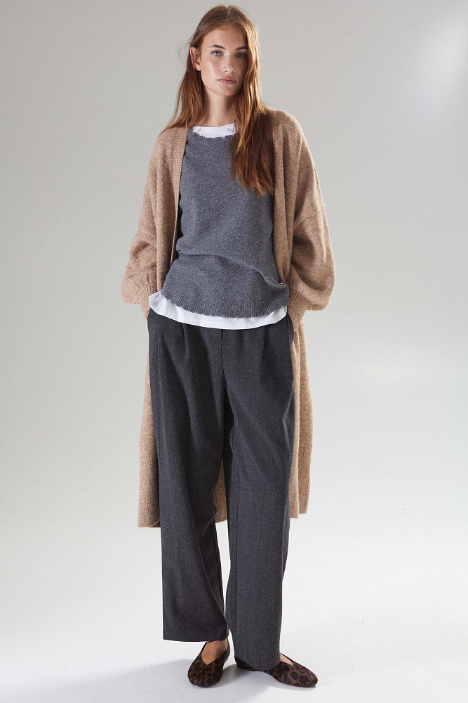 Cardigan lung din tricot