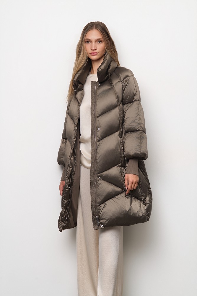 Long quilted jacket