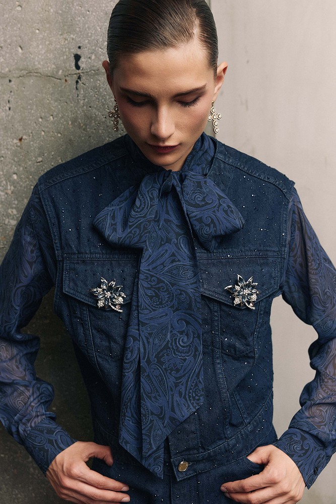 Vestă din denim cu pietricele