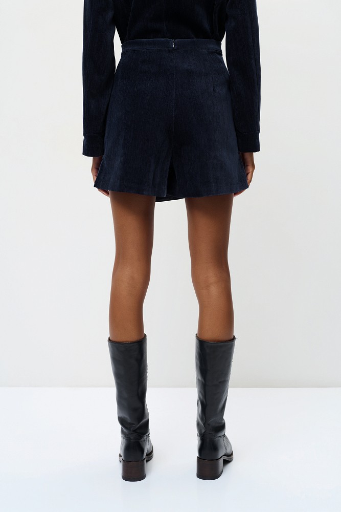 Velvet-look shorts with decorative buttons