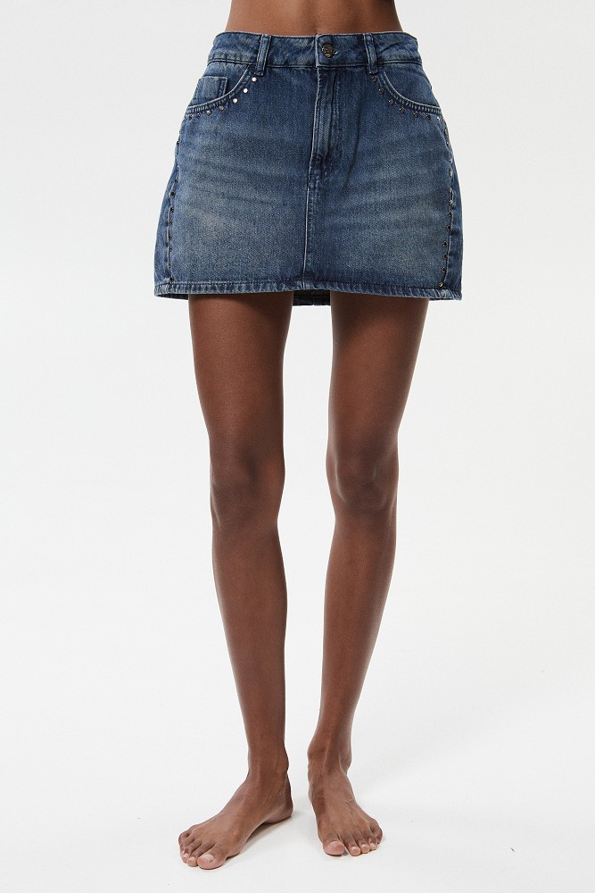 Denim skorts with studs