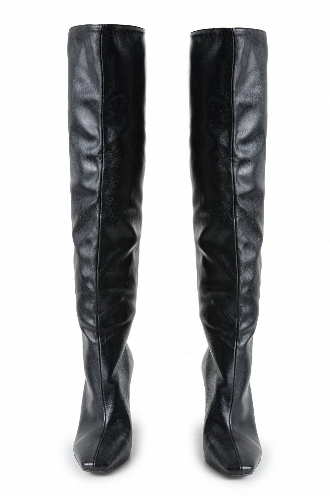Over-the-knee boots with a chunky heel
