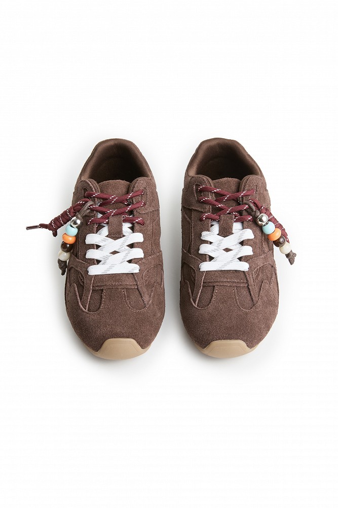 Sneakers din piele întoarsă cu detalii decorative