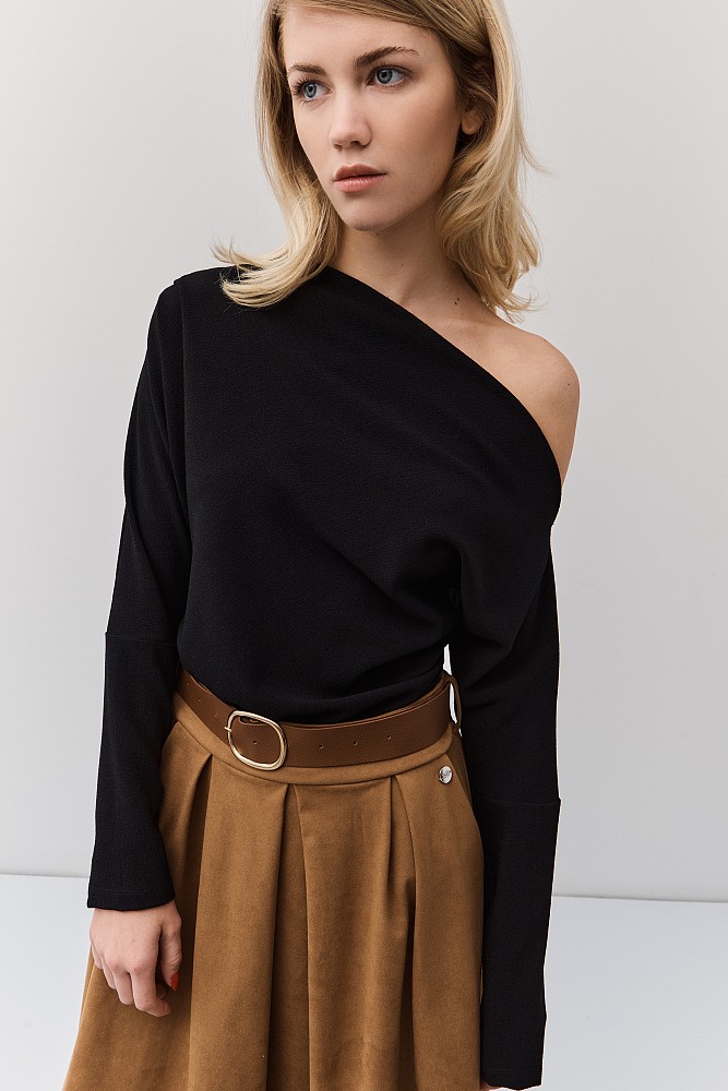 Off-shoulder gathered blouse