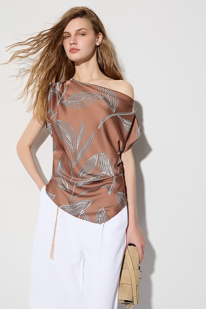 Asymmetrical printed blouse