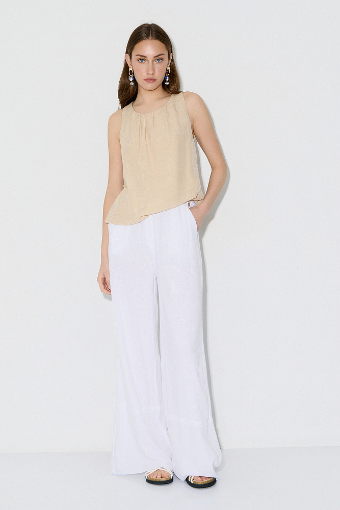 Sleeveless balloon blouse