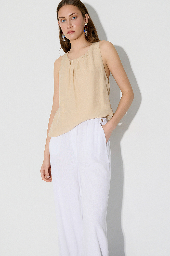Sleeveless balloon blouse