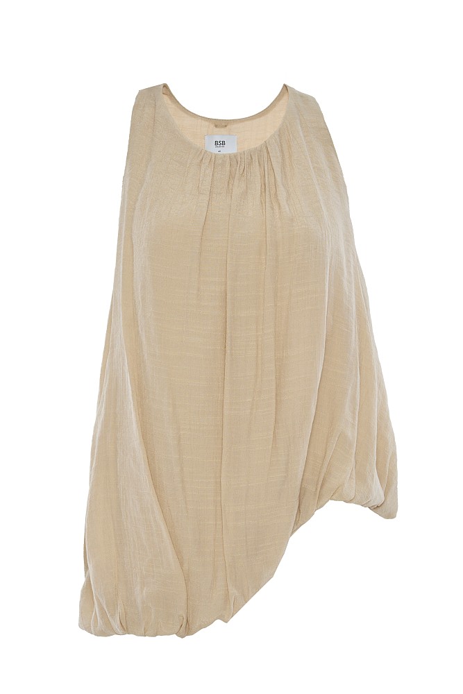 Sleeveless balloon blouse