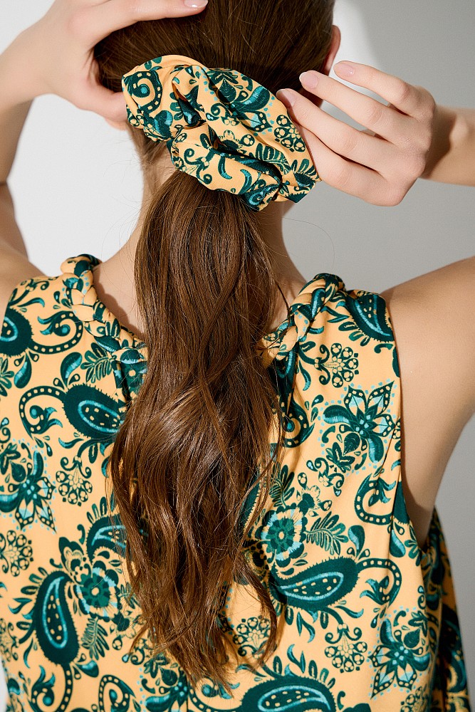 Printed scrunchie