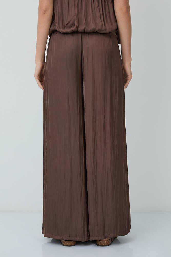 Pantaloni cu aspect satinat