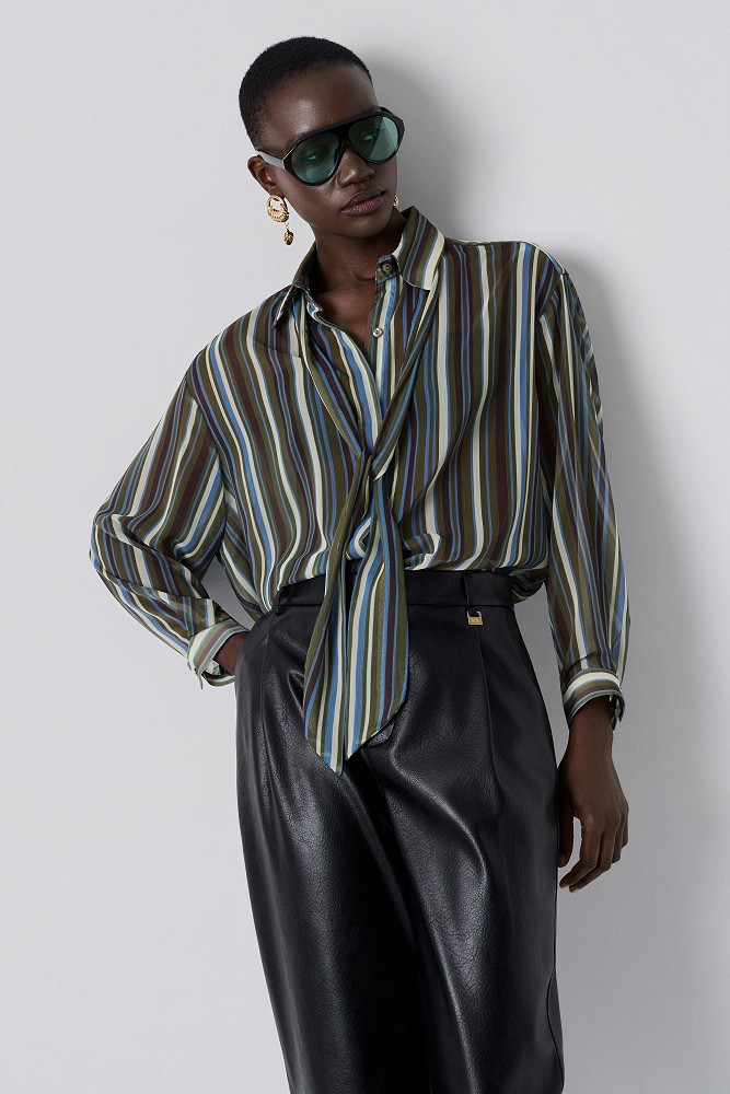 Striped oversized shirt with scarf