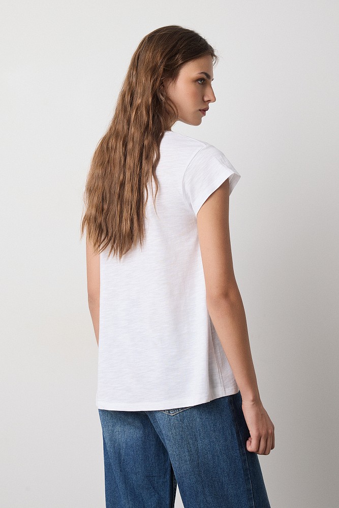 V-neck T-shirt with a printed design