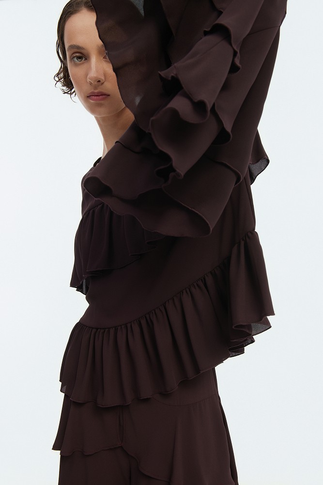 Crepe top with ruffles - Gold label