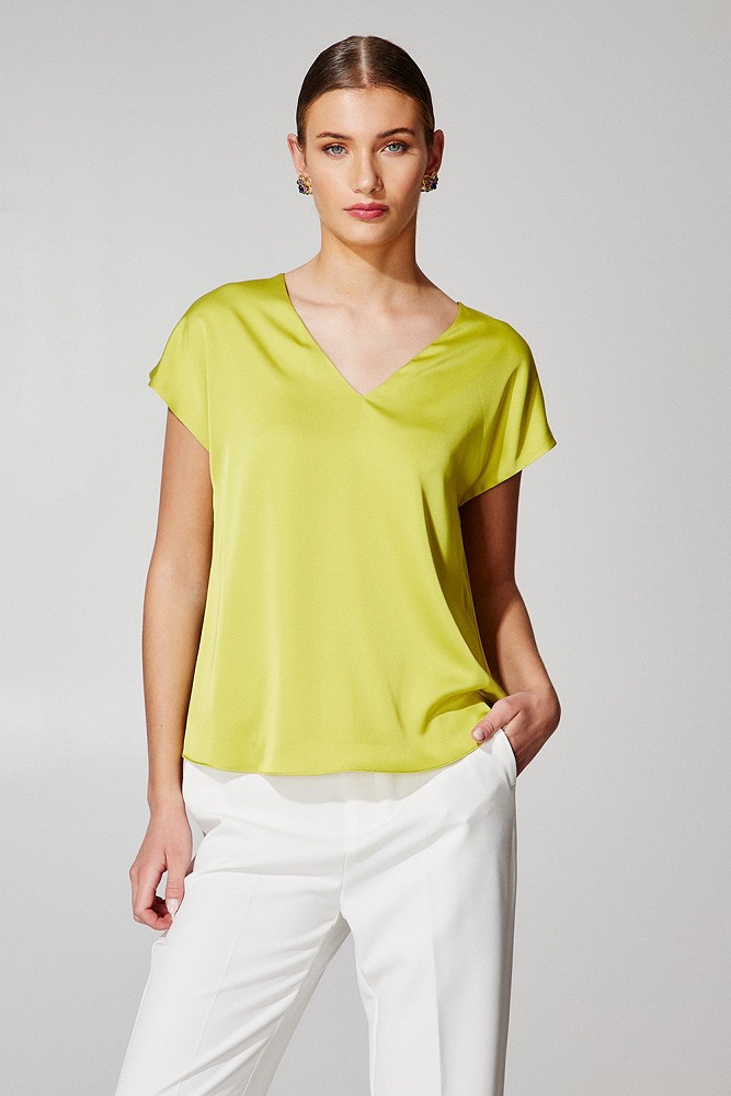 Short sleeve blouse with satin touch