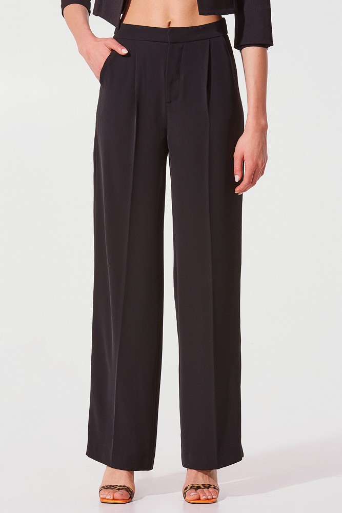 Highwaisted trousers