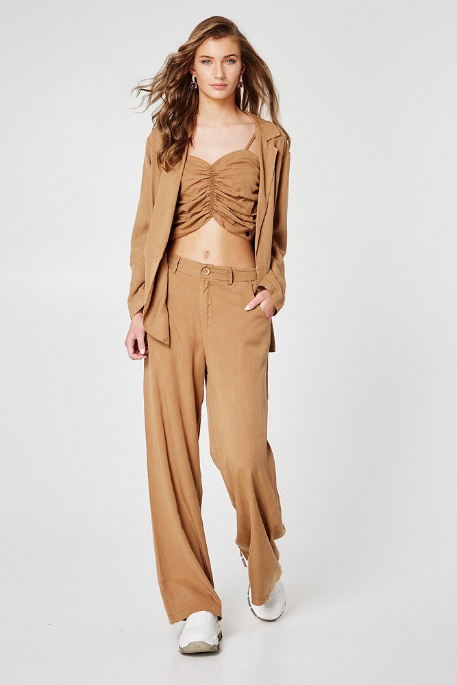 Highwaisted wide leg trousers