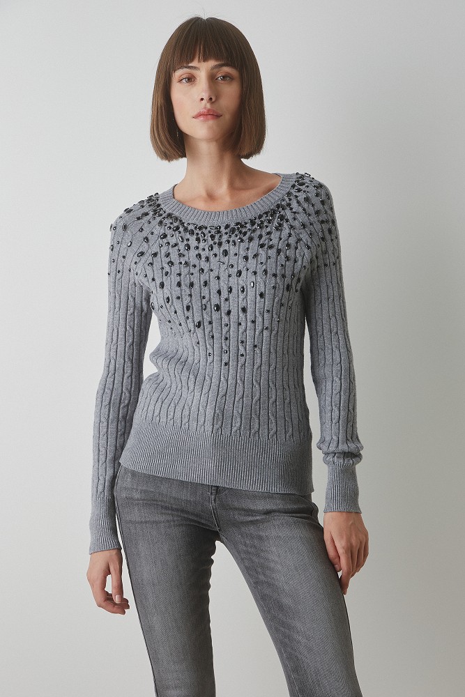 Cable-knit sweater with shiny stones