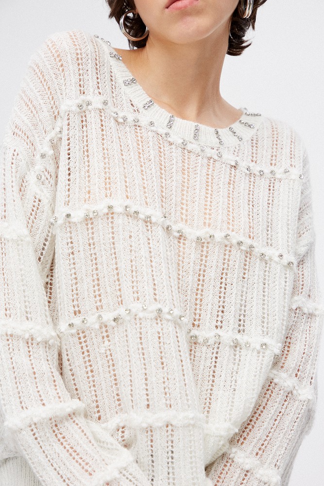 Пуловер с ажурна плетка