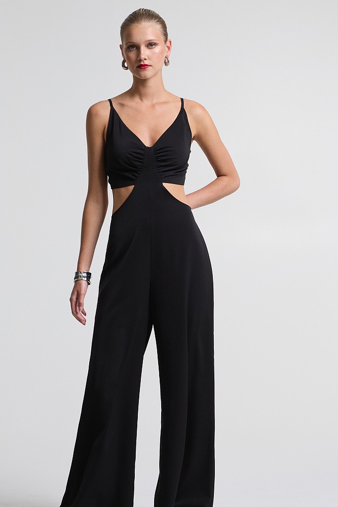 Jumpsuit with straps and cut outs