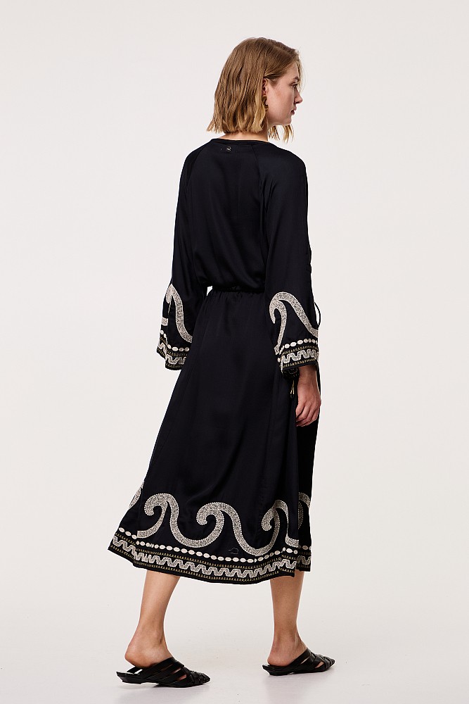Maxi dress with broderie