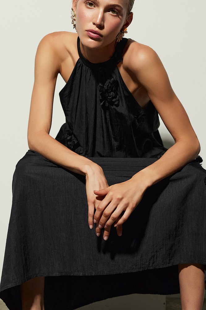 Maxi halter dress with flowers