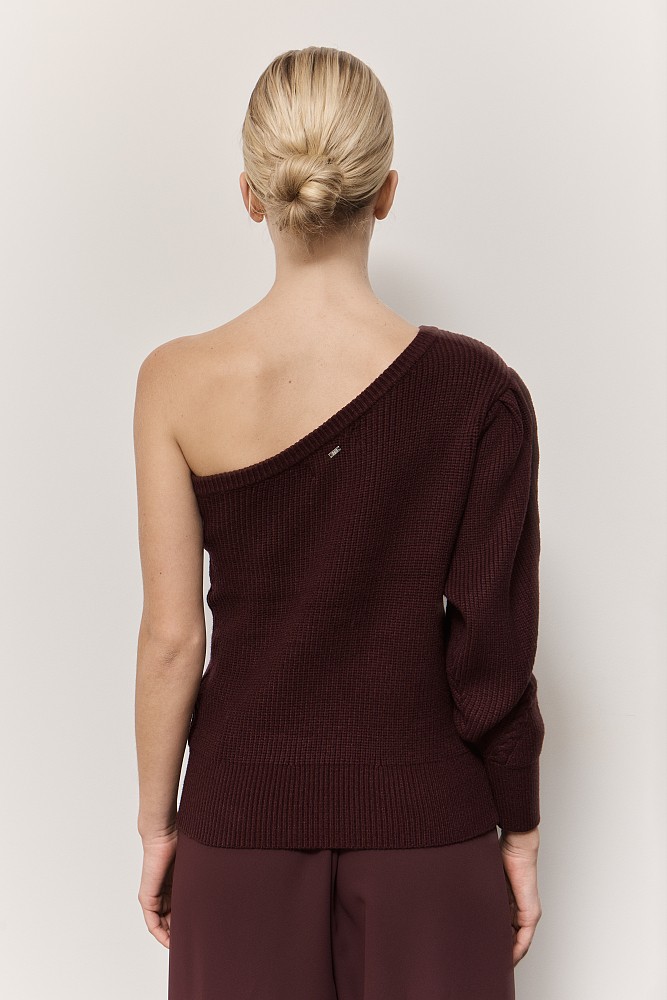 Sweater with one shoulder