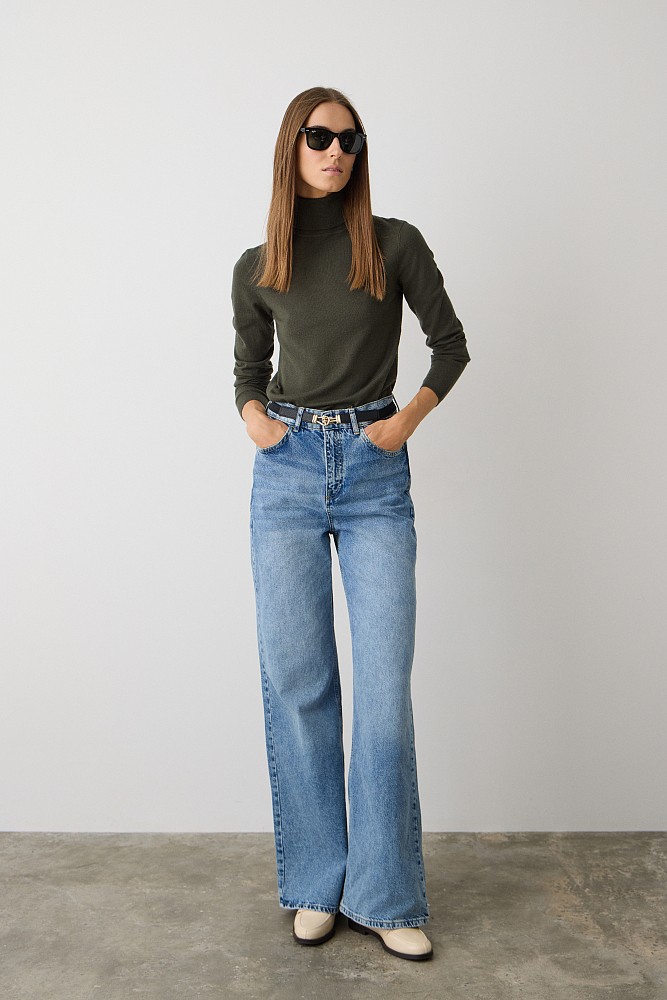 Basic sweater turtleneck