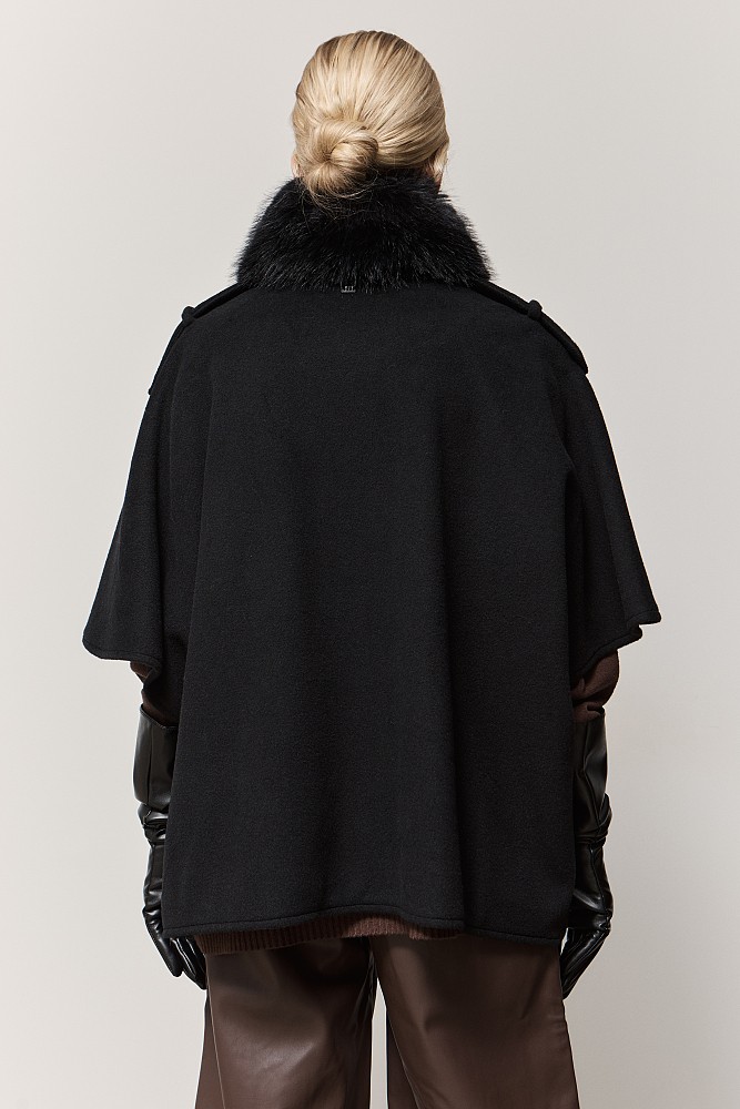 Cape with furry collar