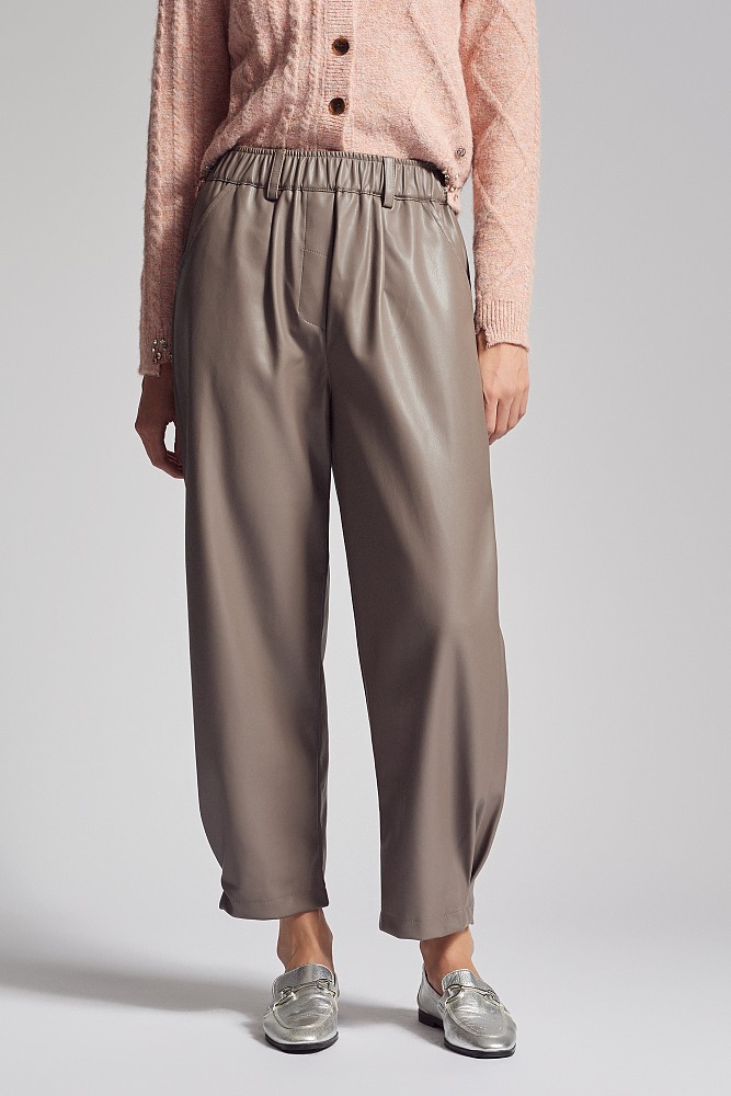 Leather look pants with elastic band
