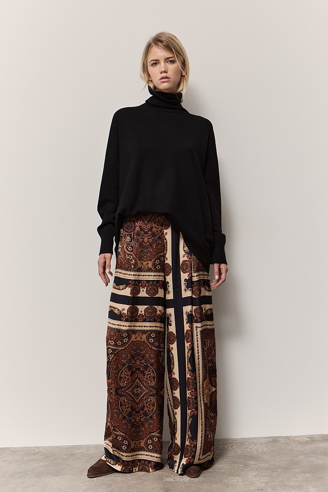 Printed pants