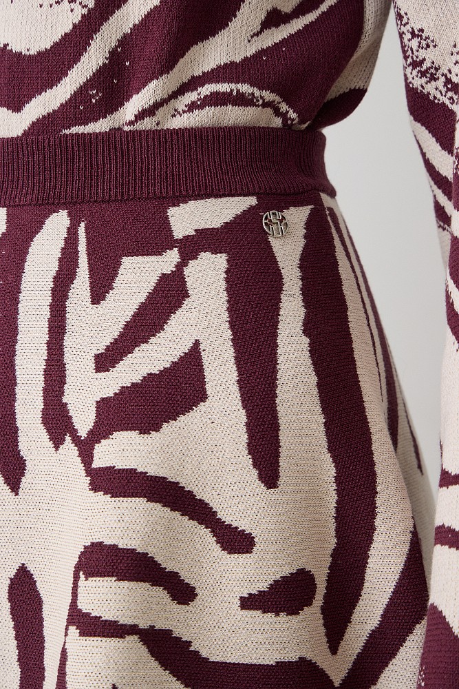 Mini knitted printed skirt