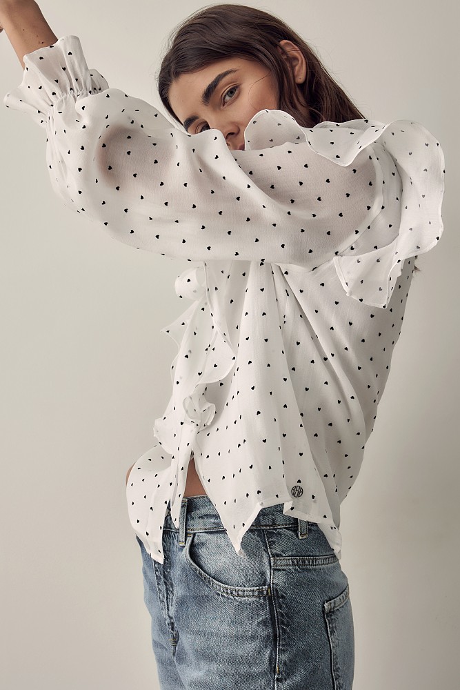 Polka dot shirt with ruffles
