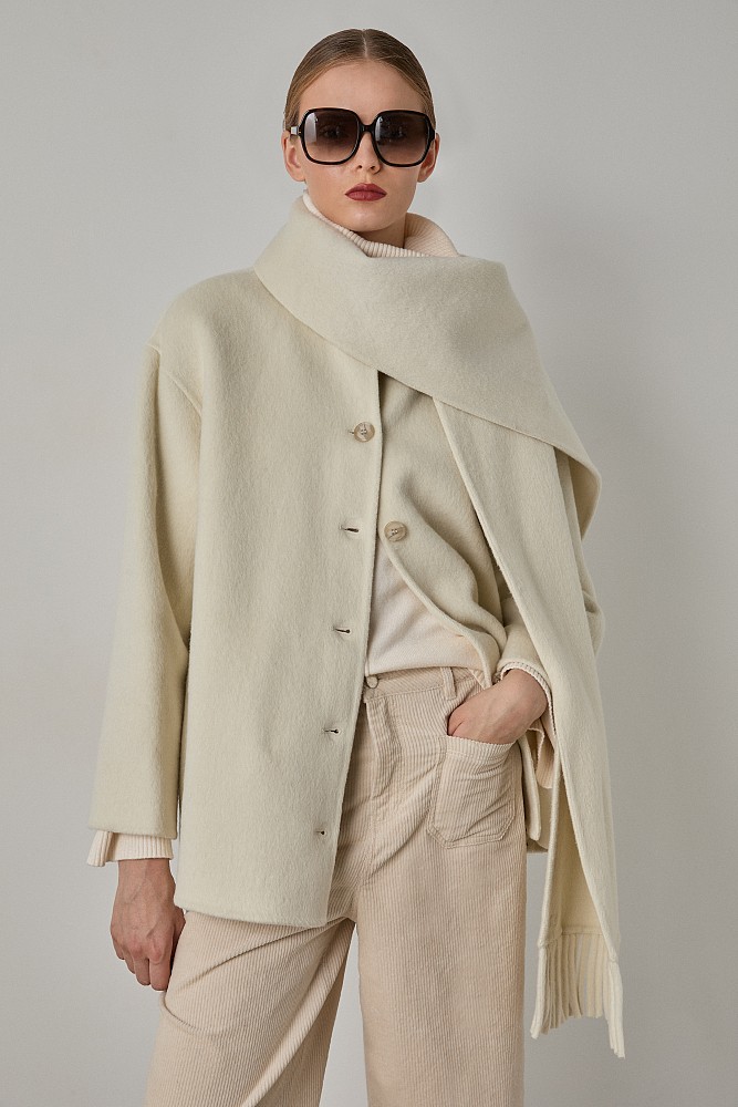 Shorline coat with scarf