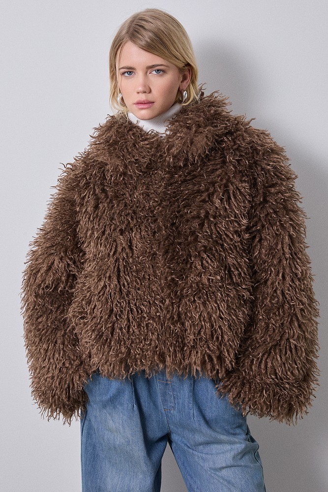 Chaqueta efecto pelo